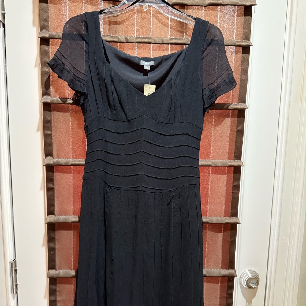 Black Ann Taylor silk short sleeve dress, size 0